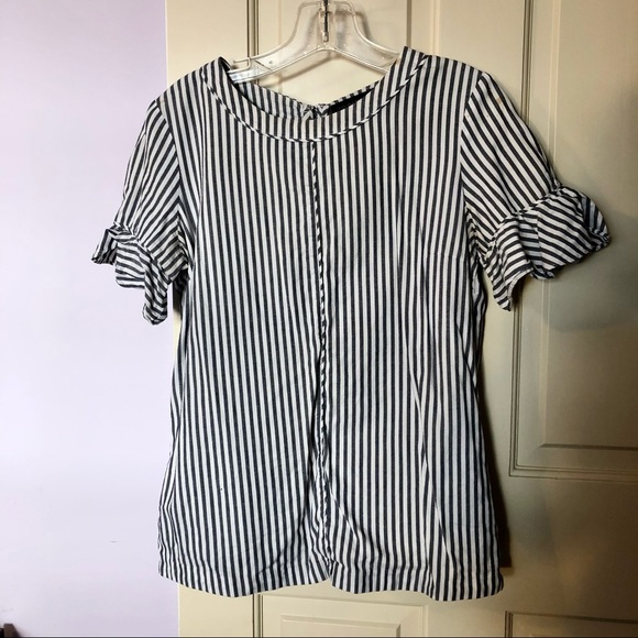 Banana Republic Striped Flutter Sleeve Top - Picture 2 of 8